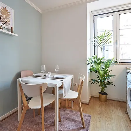 Boutique Alfama 2 شقة